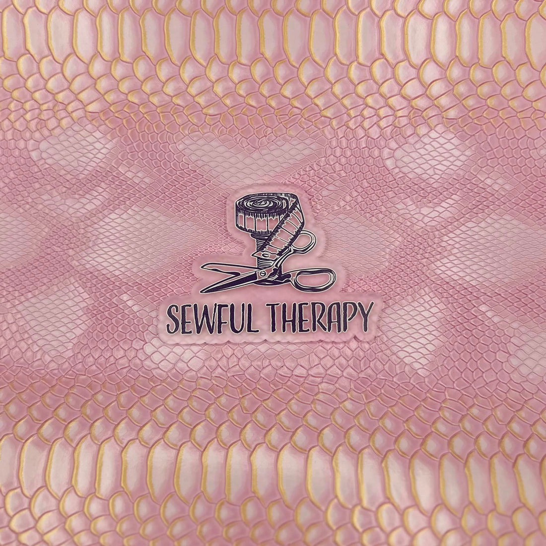 Lóngshēn Blush & Gold Vinyl (Half Yard)