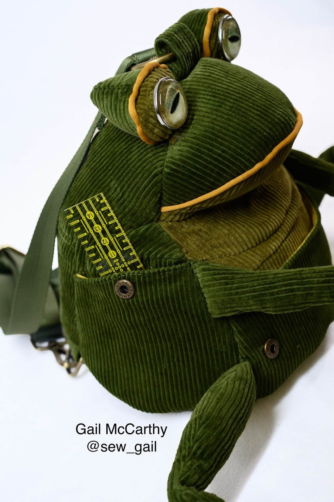 PREORDER 10-12 Business Weeks: Mossy Green #66 Corduroy - Yard