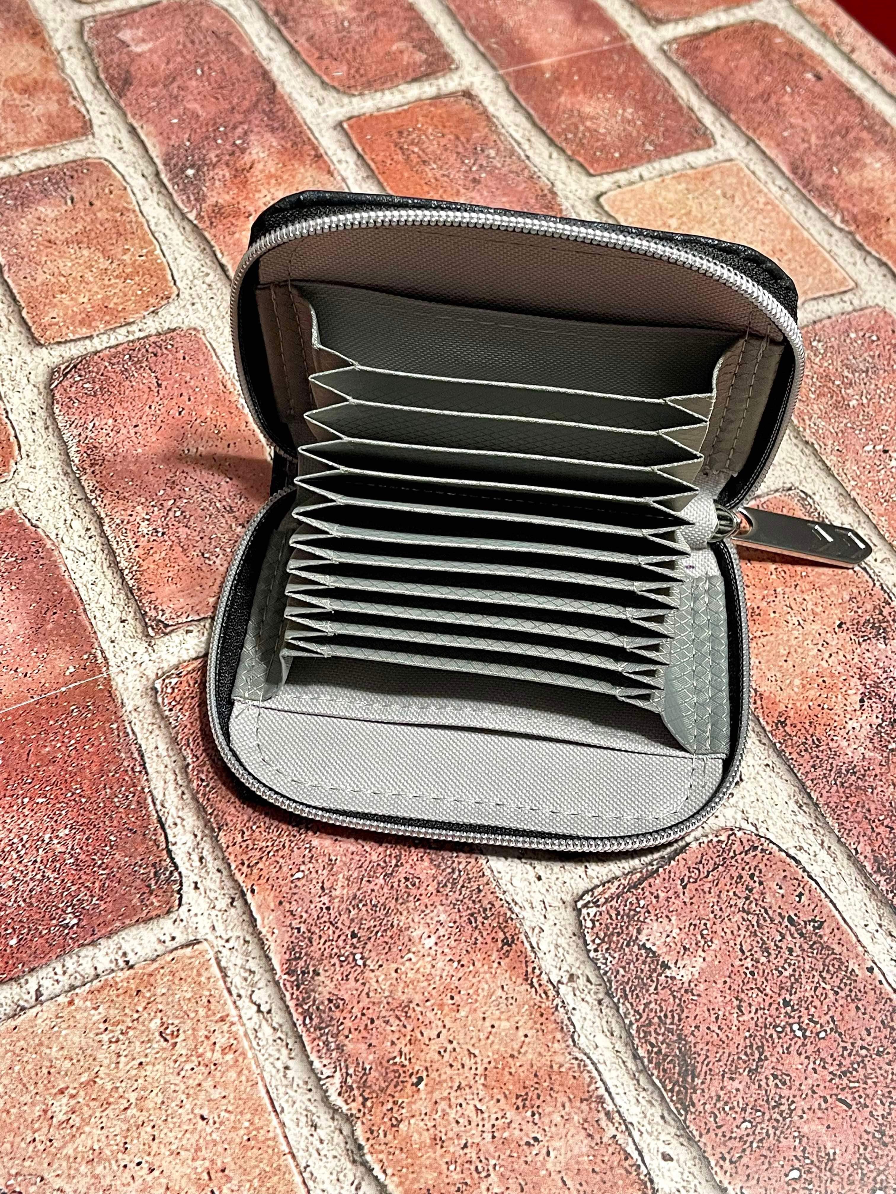 10 Card Slot Accordion Wallet Insert