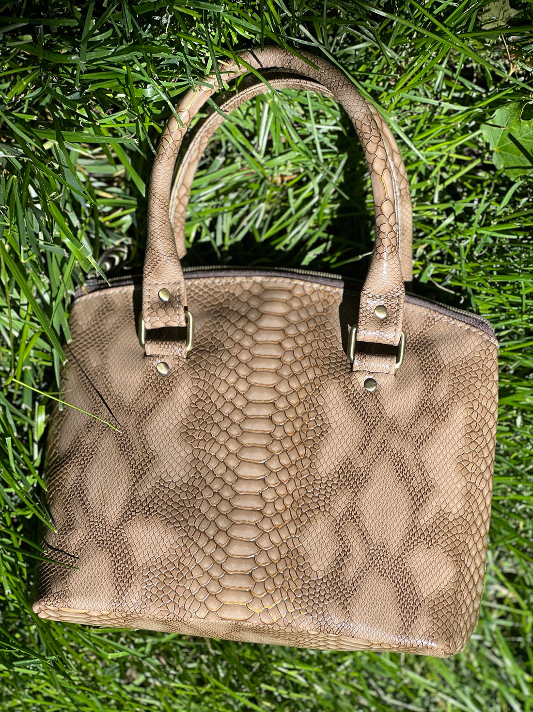 Lóngshēn Desert Dune & Gold Vinyl (Half Yard)
