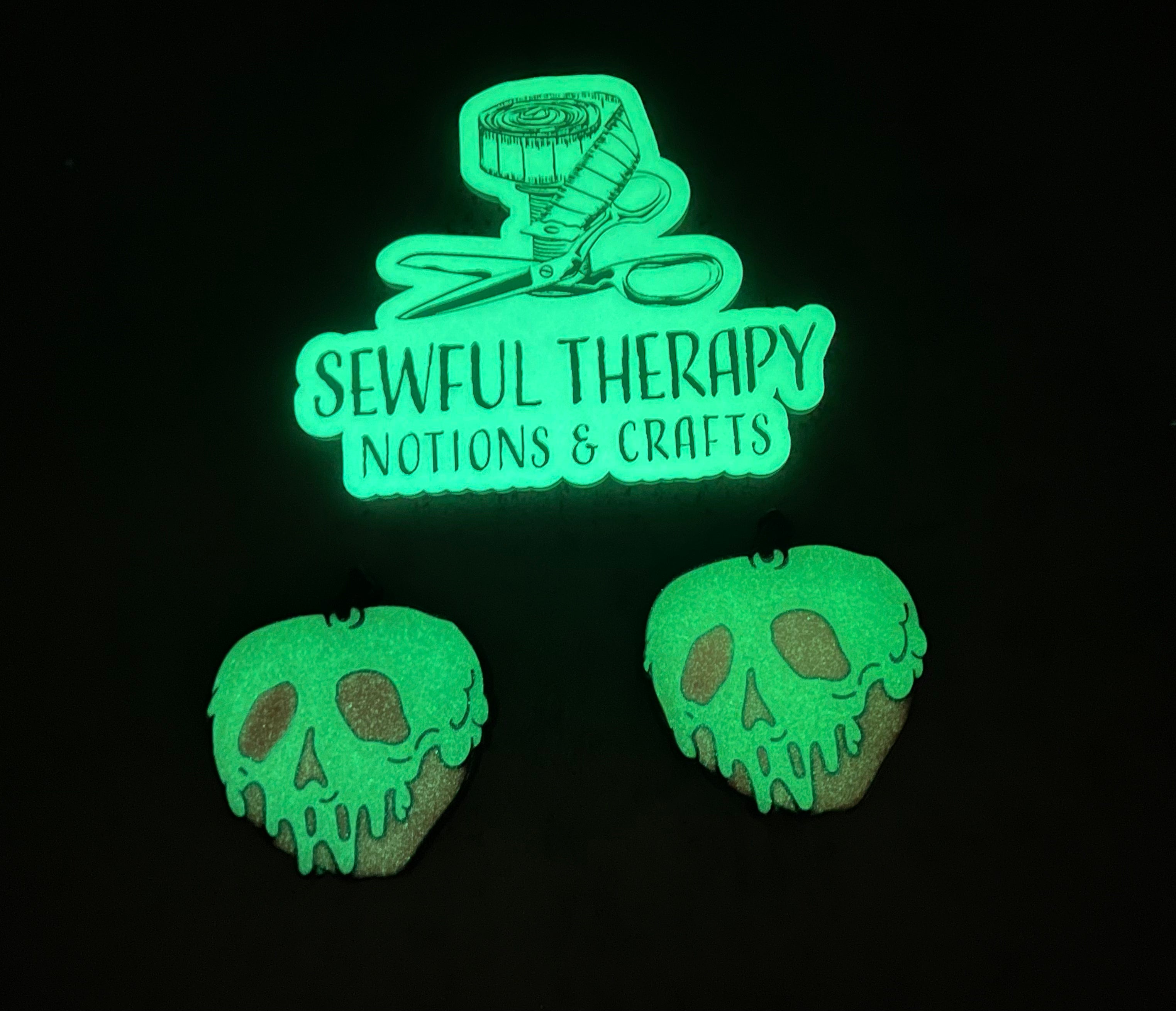 Glow Up: Poison Apple Snap Magnet