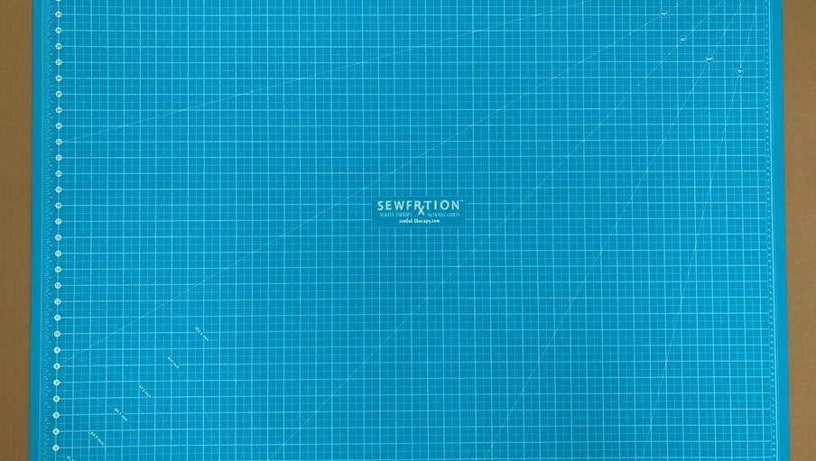 DISCOUNTED SHIPPING in Continental US: Sewfrxtion™ A0 Double-Sided Cutting Mat - 36”x48”
